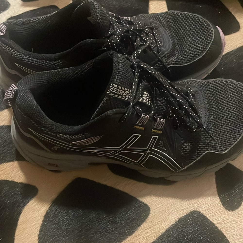 Asics gel black athletic shoes size 7